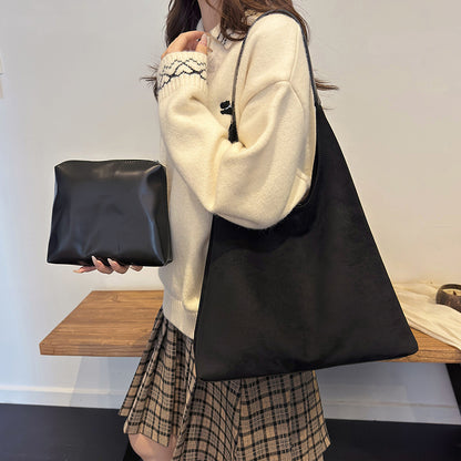 AUREA Shoulder Tote