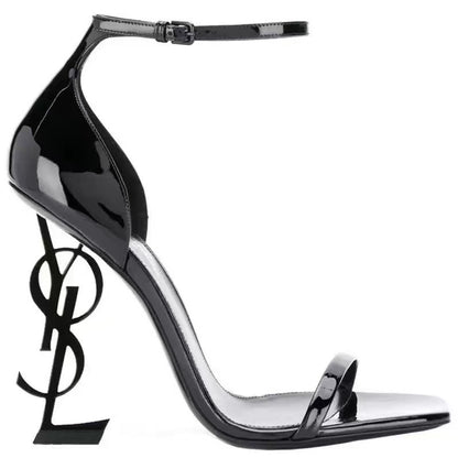 Lumerient footwear