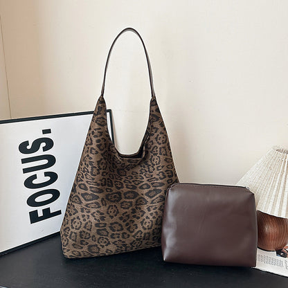 AUREA Shoulder Tote