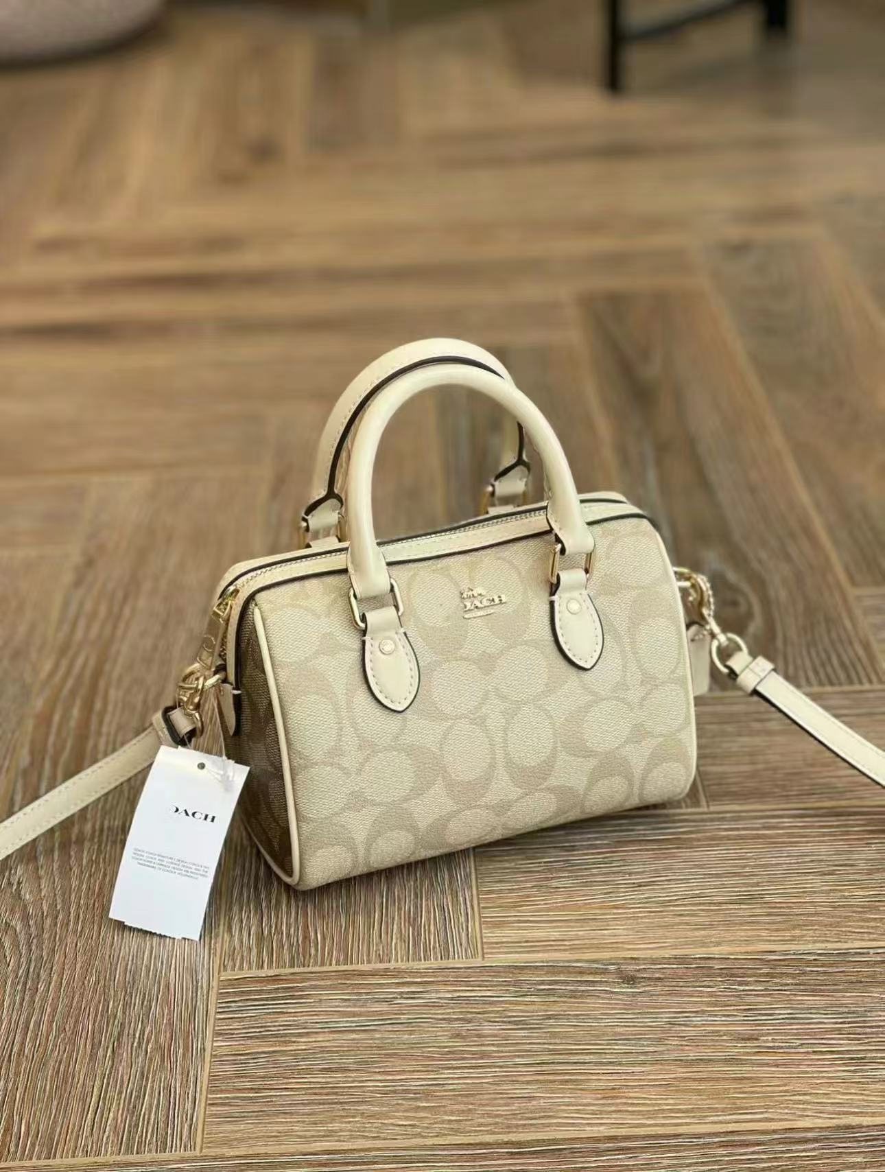 Aurelia Vintage