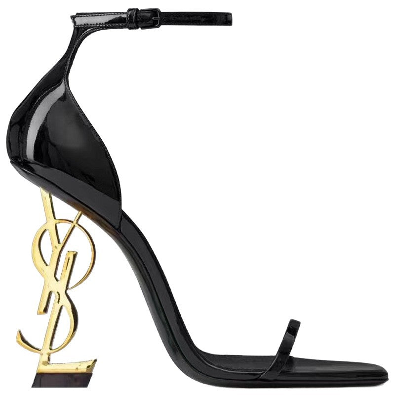 Lumerient footwear
